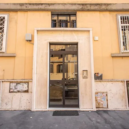 Laura Luxury Apartment In The Center Rome-3